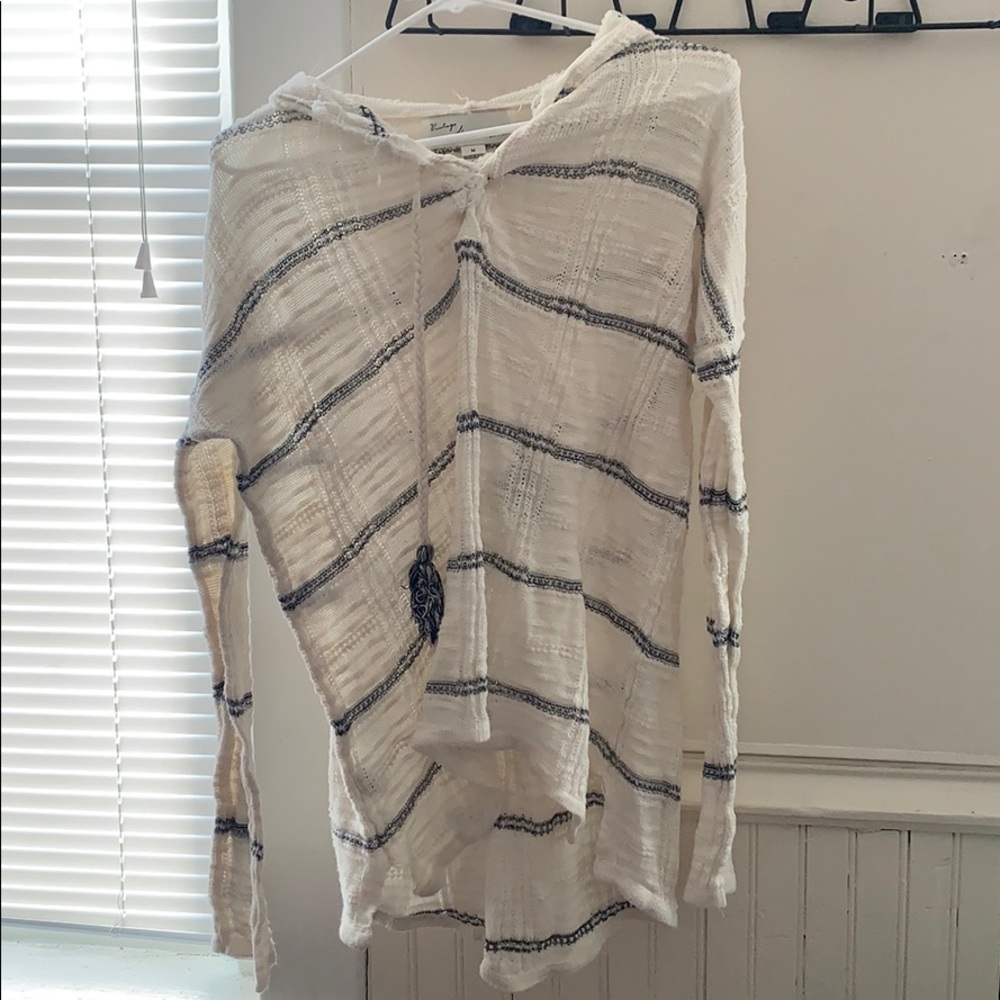 Beach hooded top